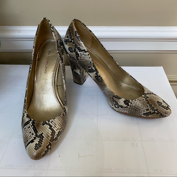 Bandolino Snakeskin Block Heels - Picture 1 of 8